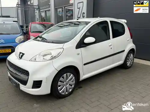 Peugeot 107 1.0 70 2011