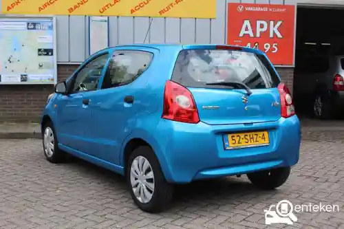 Suzuki Alto 1.0 2011