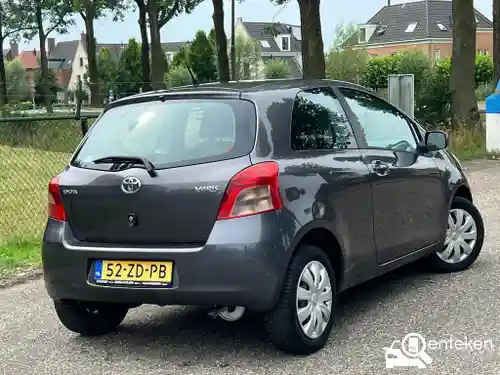 Toyota Yaris 1.3 2008