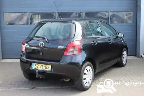 Toyota Yaris 1.3 2008