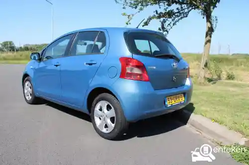 Toyota Yaris 1.3 2008