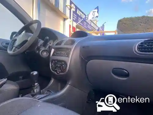 Peugeot 206 75 2009