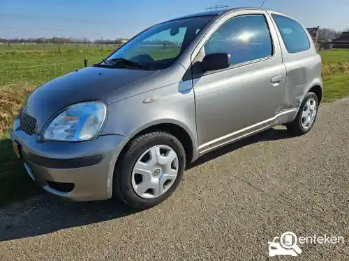 Toyota Yaris 1.0 2004