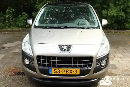 Peugeot 3008 120 VTi 2011