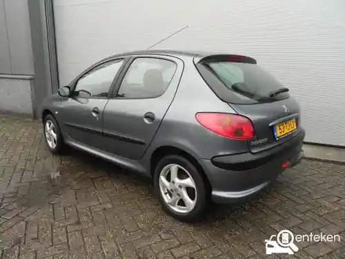 Peugeot 206 75 2006