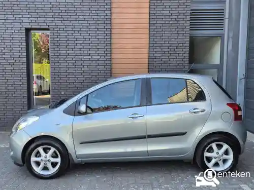 Toyota Yaris 1.3 2007