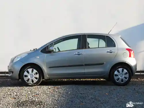 Toyota Yaris 1.3 2007