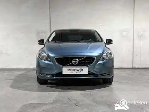 Volvo V40 T3 2012
