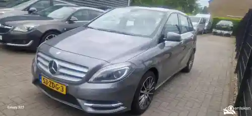 Mercedes-Benz B 200 BlueEFFICIENCY 2012
