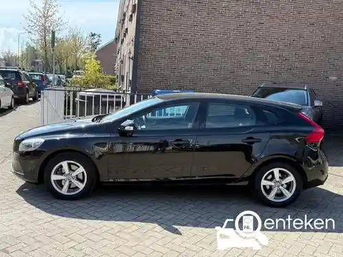 Volvo V40 T3 2012