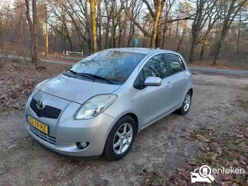 Toyota Yaris 1.3 2008