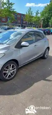 Mazda 2 1.3 2013
