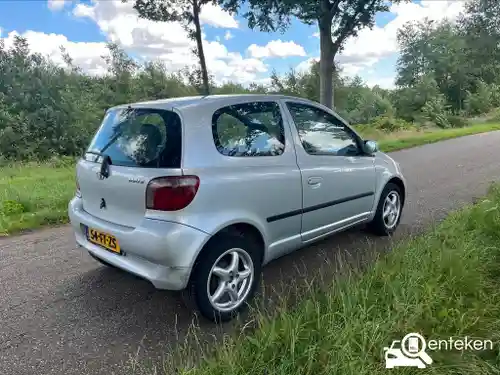 Toyota Yaris 1.3 2000
