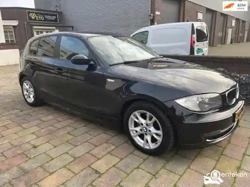 BMW 118i 2009