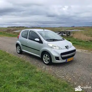 Peugeot 107 1.0 70 2010