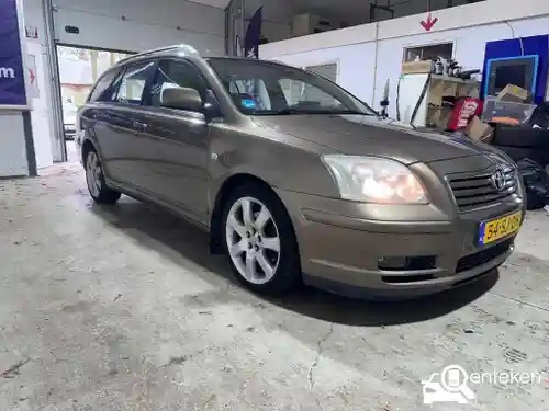 Toyota Avensis 2.4 2006