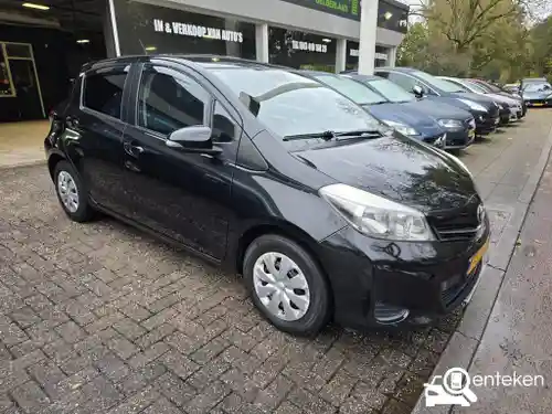 Toyota Yaris 1.0 2011