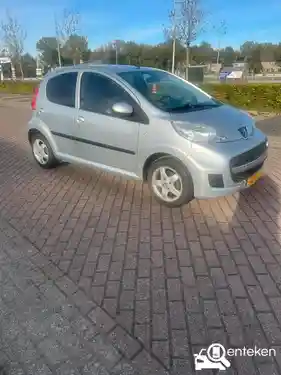 Peugeot 107 1.0 70 2012