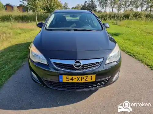 Opel Astra Sports Tourer 1.4 ecoFlex 2012