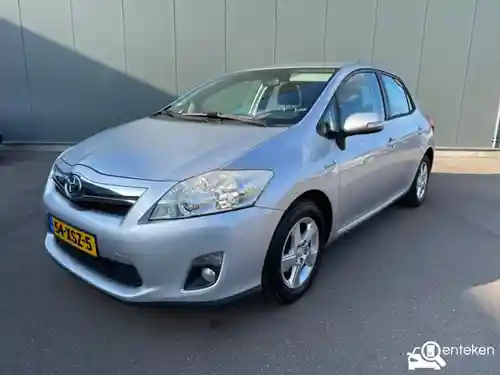 Toyota Auris 1.8 Hybrid 2011