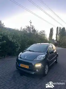 Peugeot 107 1.0 68 2012
