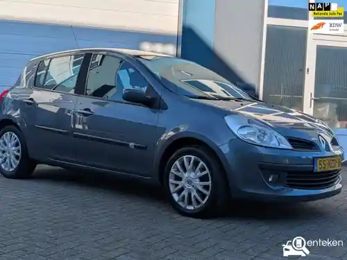 Renault Clio 1.2 16V 75 2009
