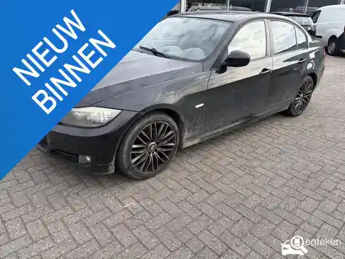BMW 318i 2008