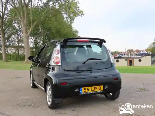 Peugeot 107 1.0 70 2010