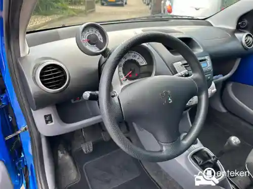 Peugeot 107 1.0 70 2010