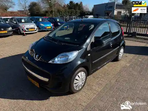 Peugeot 107 1.0 70 2011