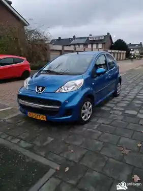 Peugeot 107 1.0 70 2011