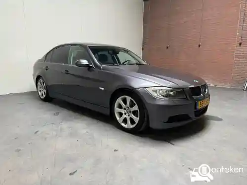 BMW 318i 2006