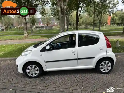 Peugeot 107 1.0 70 2010