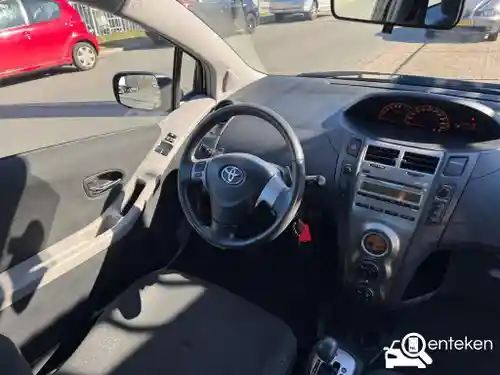 Toyota Yaris 1.33 2010