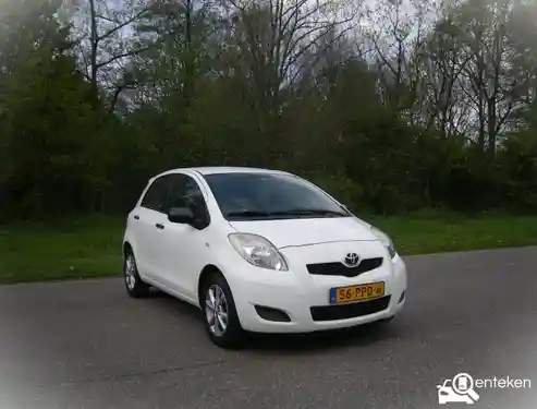 Toyota Yaris 1.33 2011