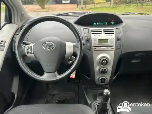 Toyota Yaris 1.3 2007