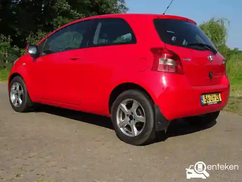 Toyota Yaris 1.3 2008