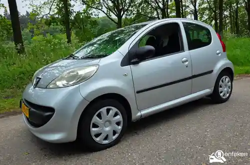 Peugeot 107 1.0 70 2008