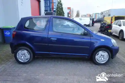 Toyota Yaris 1.3 2000