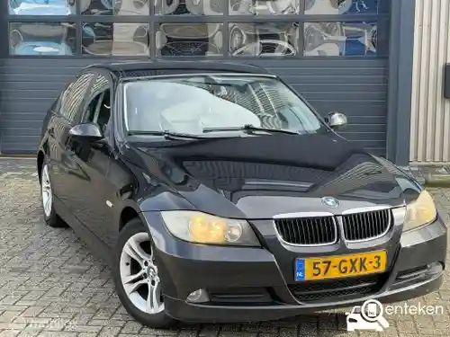 BMW 318i 2008