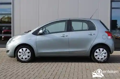 Toyota Yaris 1.33 2009