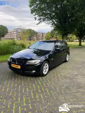 BMW 318i Touring 2009