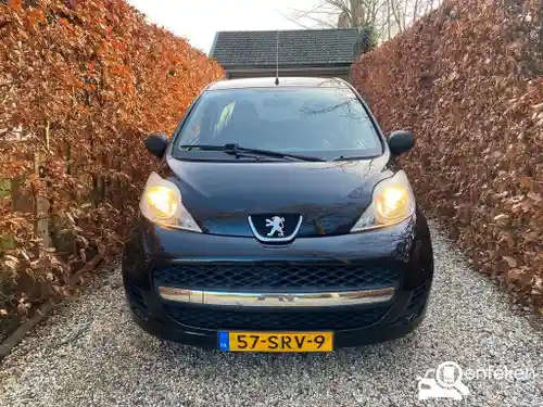 Peugeot 107 1.0 70 2011