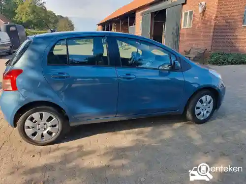 Toyota Yaris 1.3 2006