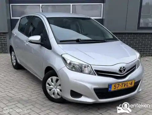 Toyota Yaris 1.0 2012