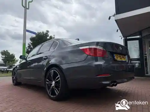 BMW 523i 2007