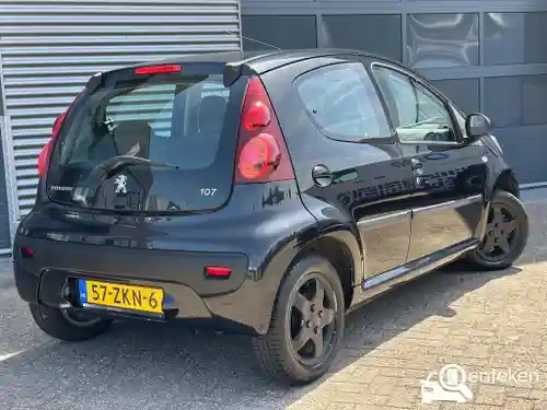 Peugeot 107 1.0 68 2013