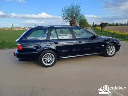 BMW 530i Touring 2001