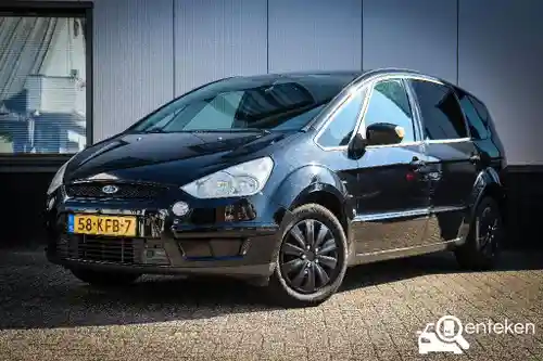 Ford S-MAX 2.0 2009