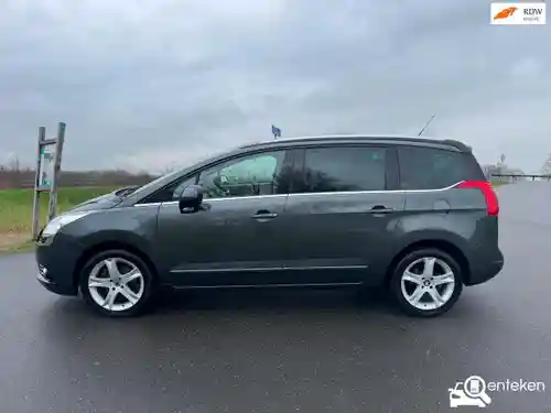 Peugeot 5008 155 THP 2010